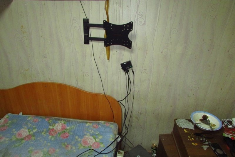 В Белозерске мужчина украл телевизор у своего родственника