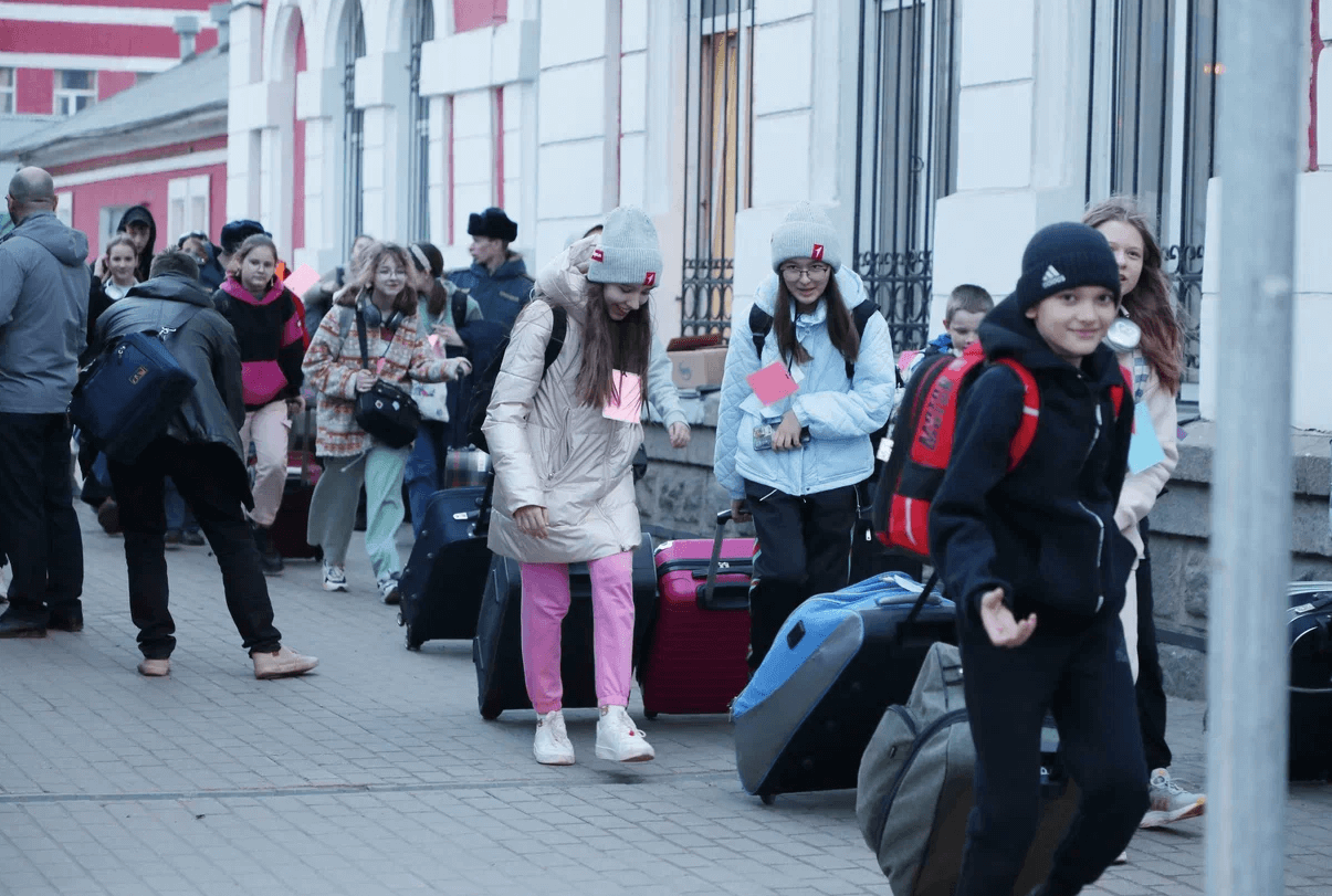 На Вологодчину приехали 300 детей из Белгородской области
