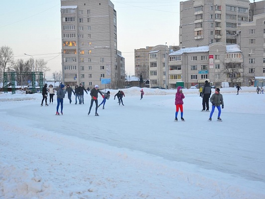 Витязь вологда. Стадион Динамо Вологда каток. Каток Витязь Вологда. Каток Динамо Вологда. Каток Локомотив Киров.