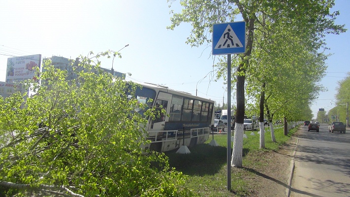 Пошехонское шоссе 23 вологда. ДТП Вологда сегодня на Пошехонском шоссе. ДТП Пошехонское шоссе Вологда. Авария в Вологде сегодня на Пошехонском шоссе. Пошехонское шоссе 20 Вологда.