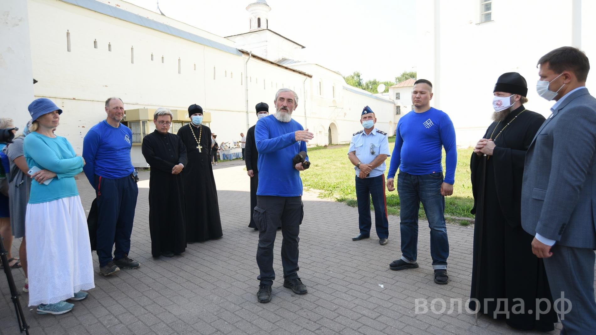 Возрождение вологда северная. Вологда паломничество. Митрополичья дорога.