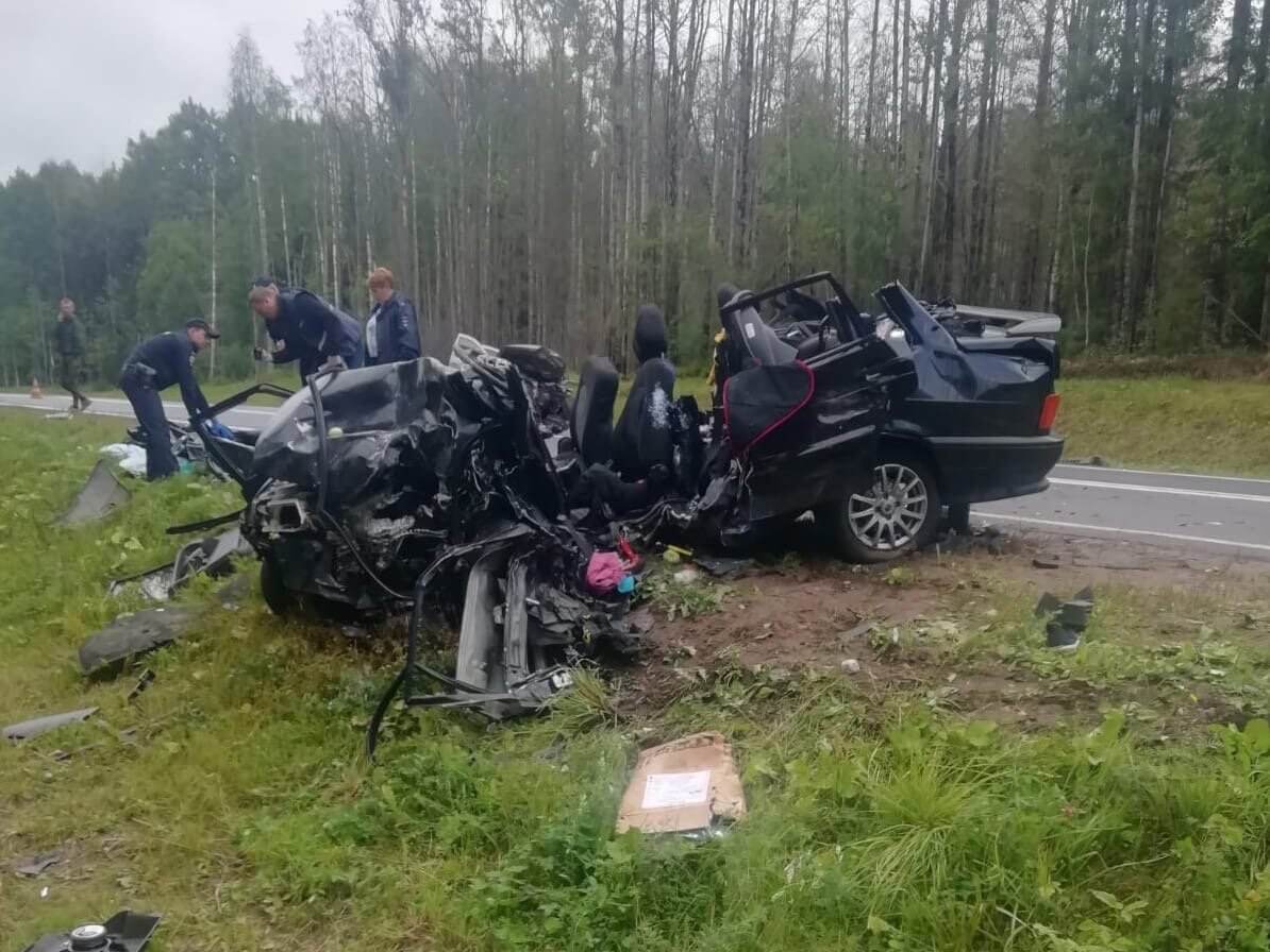 В Вытегорском районе столкнулись ВАЗ и Рено, погибли 4 человека, в том  числе ребенок » Онлайн Вологда - о том, чем живет Вологда