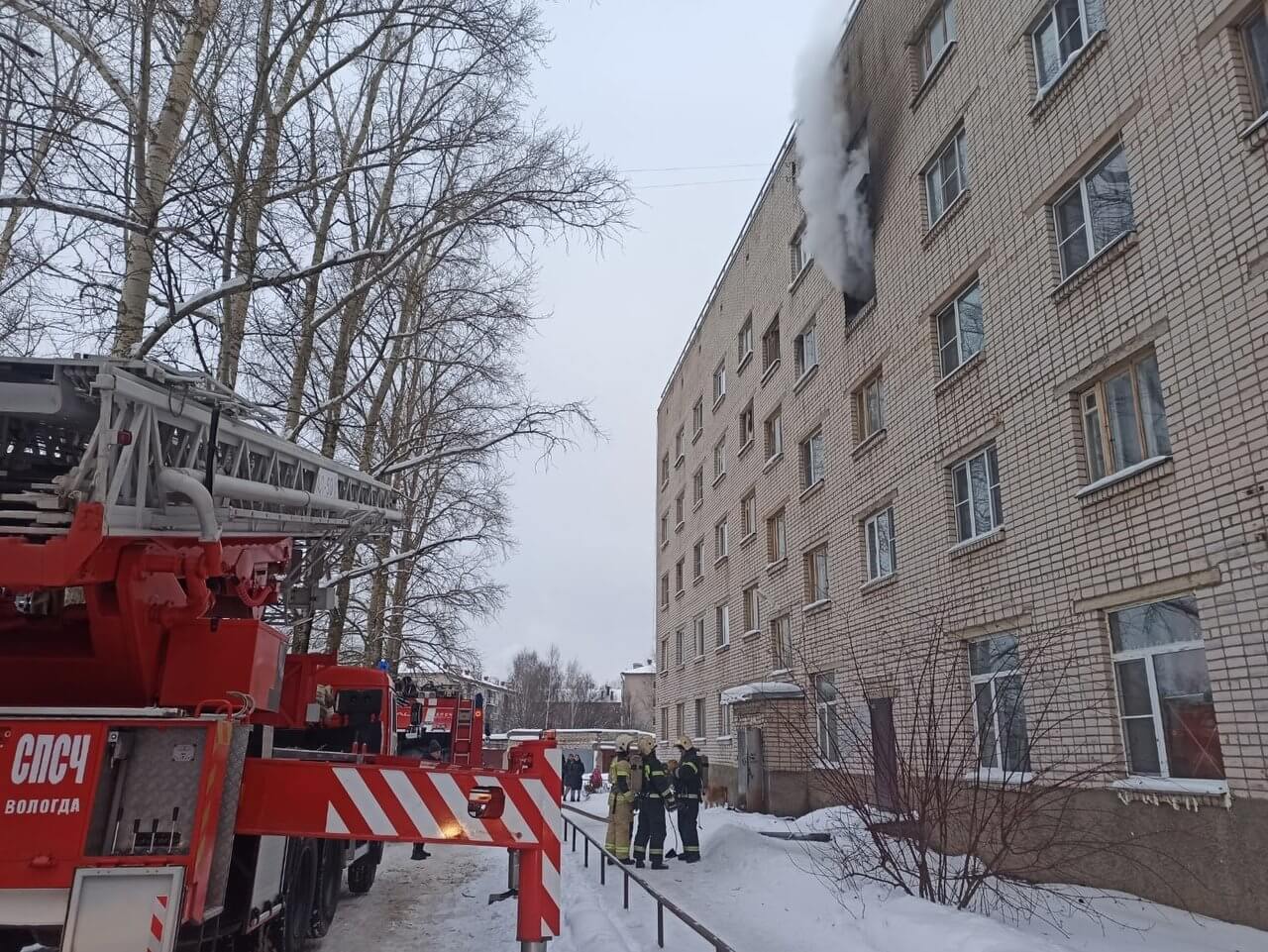 Вологжанин погиб при пожаре дома на Пошехонском шоссе | 12.01.2022 | Вологда  - БезФормата