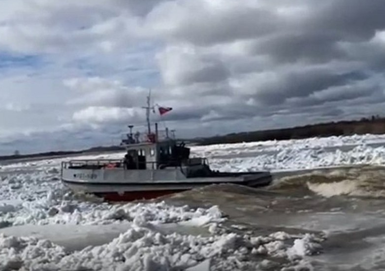 Теплоход Великий Устюг Архангельск