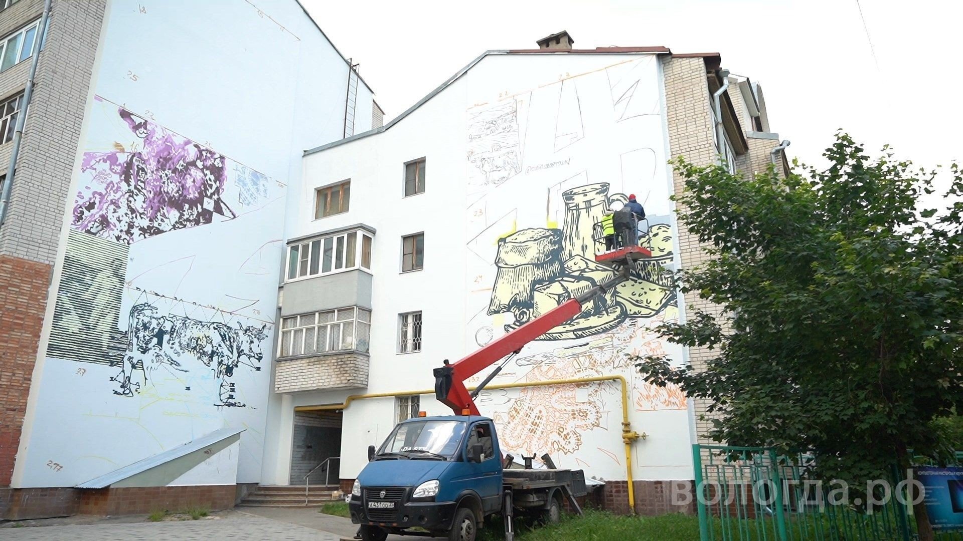 Участники фестиваля стрит-арта «Палисад» украшают Вологду » Онлайн Вологда  - о том, чем живет Вологда