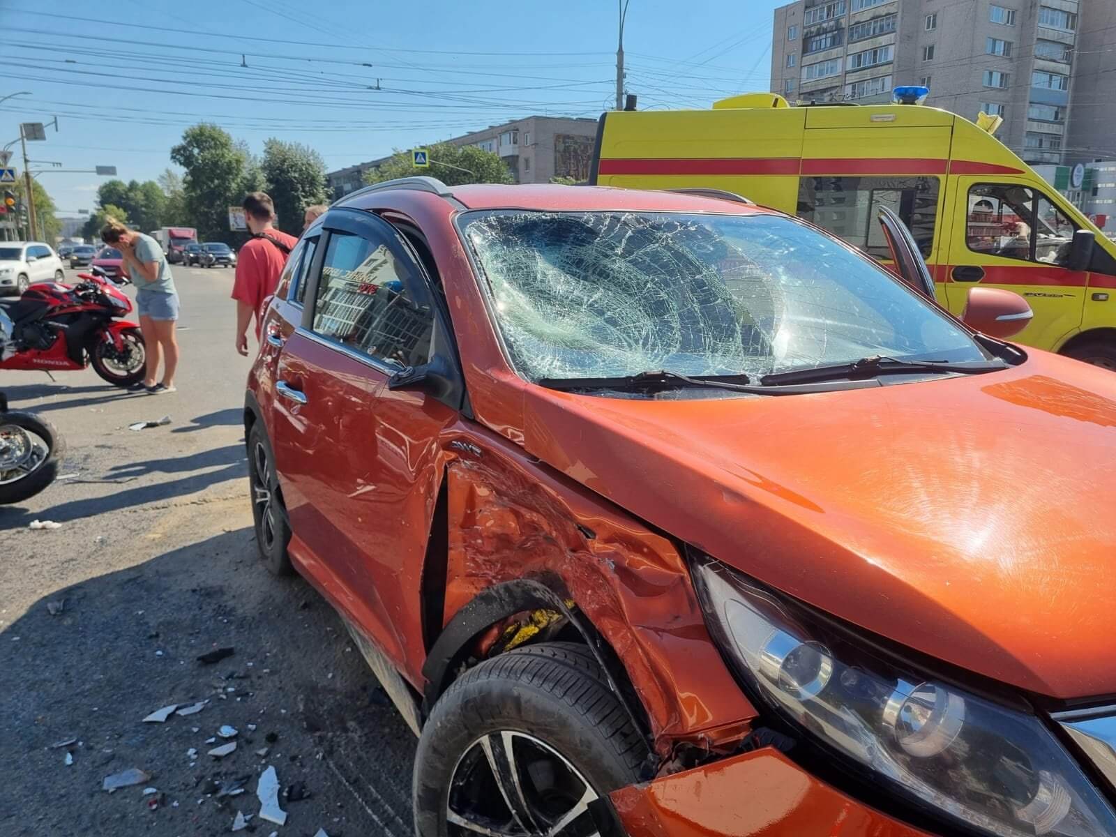 Мотоциклист попал в больницу после ДТП в Вологде | 07.08.2023 | Вологда -  БезФормата