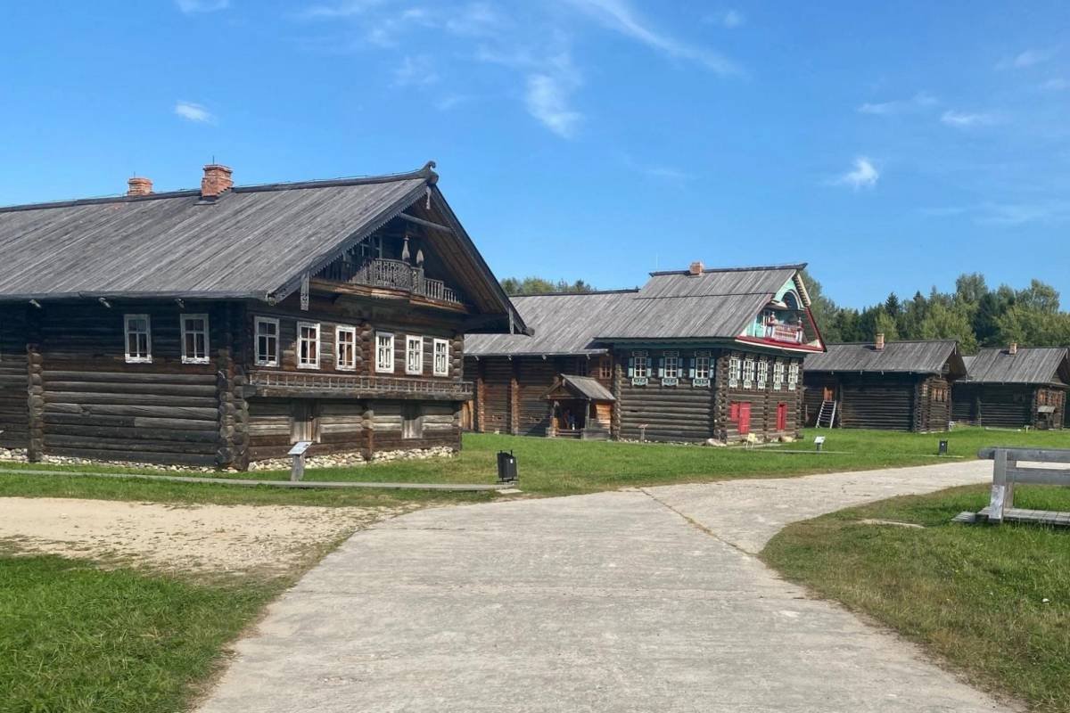 Два дома отреставрировали в музее-заповеднике «Семёнково» | 18.09.2023 |  Вологда - БезФормата