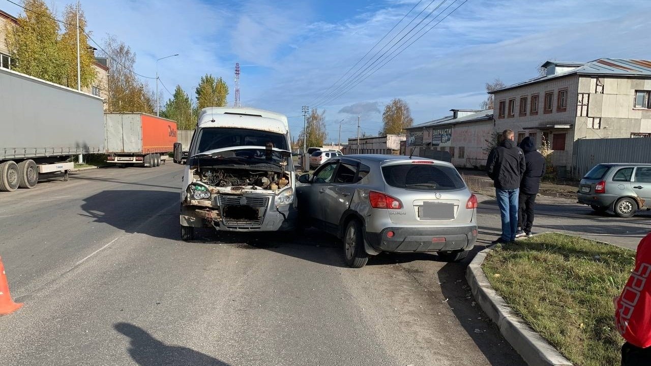 Автоледи пострадала в ДТП на улице Гагарина » Онлайн Вологда - о том, чем  живет Вологда