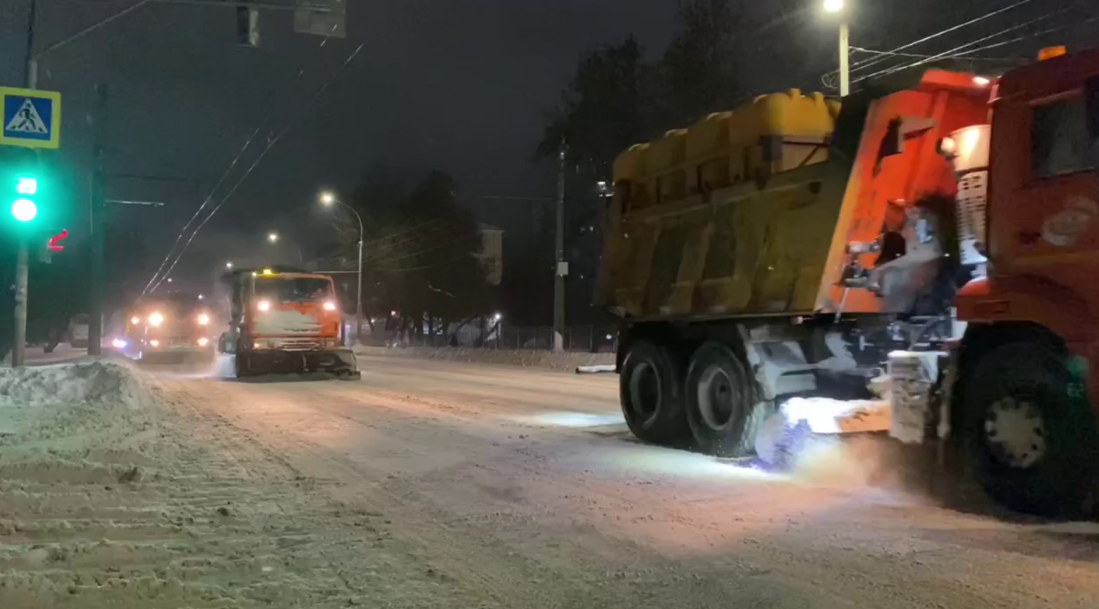 Мэр Вологды рассказал об уборке снега в городе | 28.11.2023 | Вологда -  БезФормата