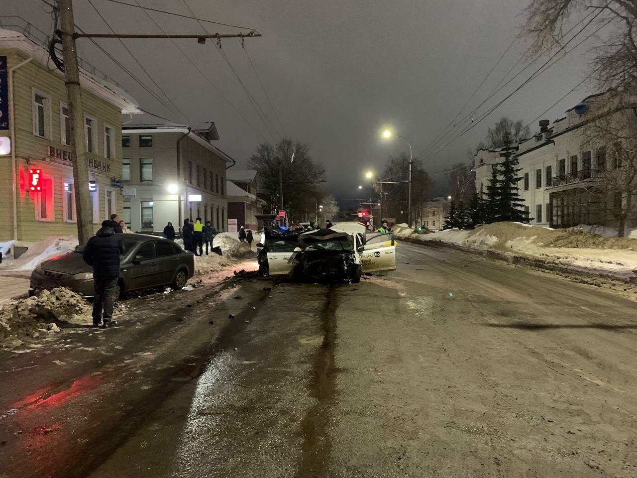 В результате ДТП на Зосимовской в Вологде погибли 2 человека, еще два  получили травмы | 23.02.2024 | Вологда - БезФормата