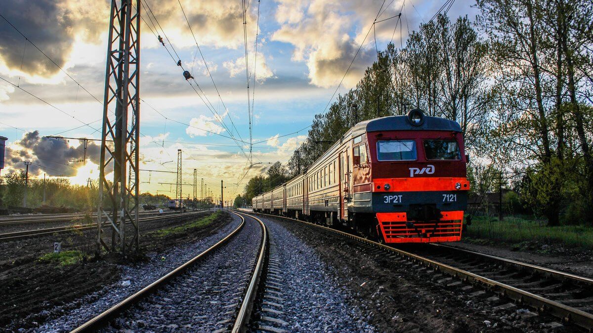 На этой неделе начнут курсировать пригородные поезда Вологда – Череповец – Бабаево