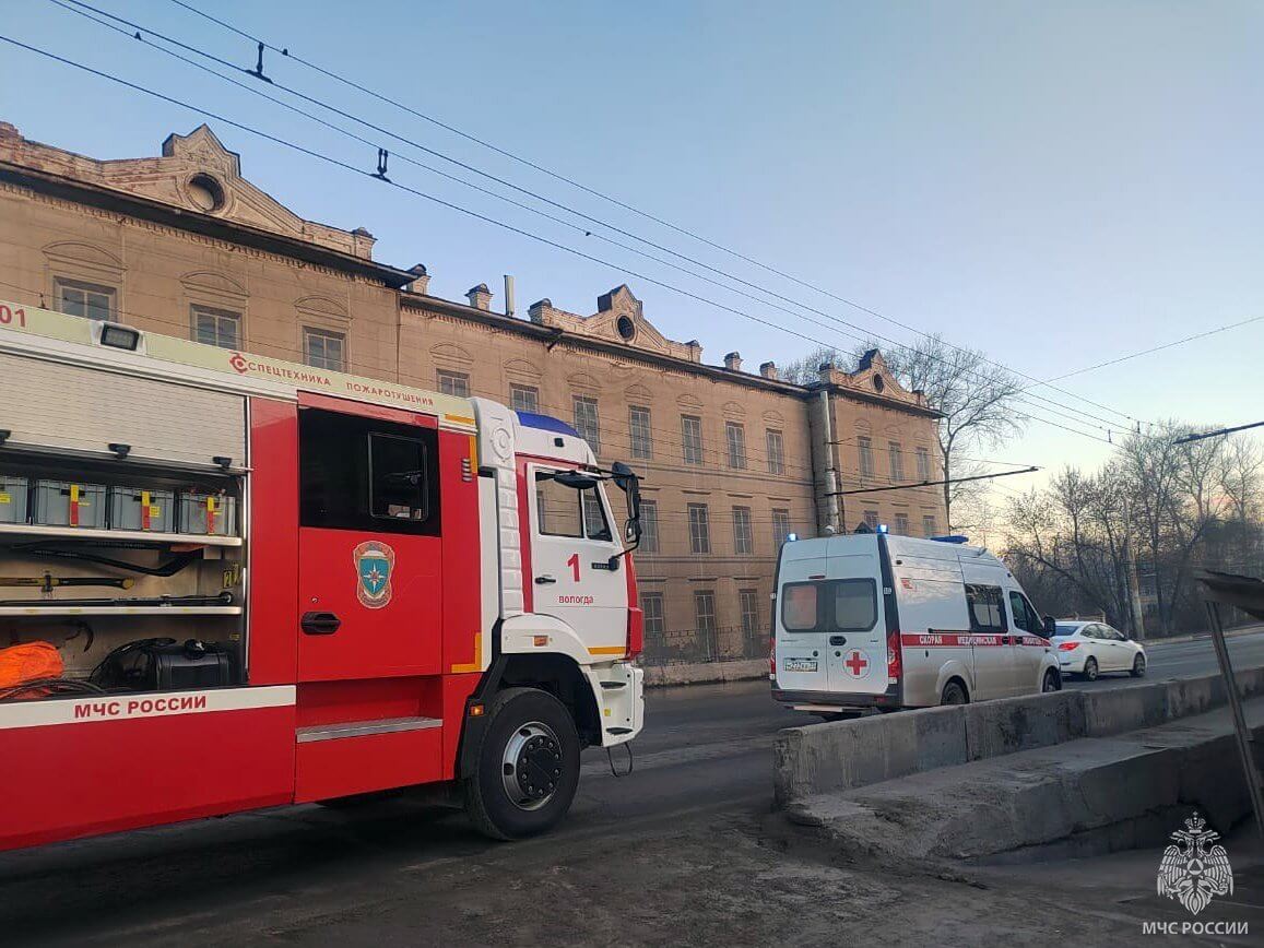 Сотрудники МЧС проводят в Вологде масштабные учения | 10.04.2024 | Вологда  - БезФормата