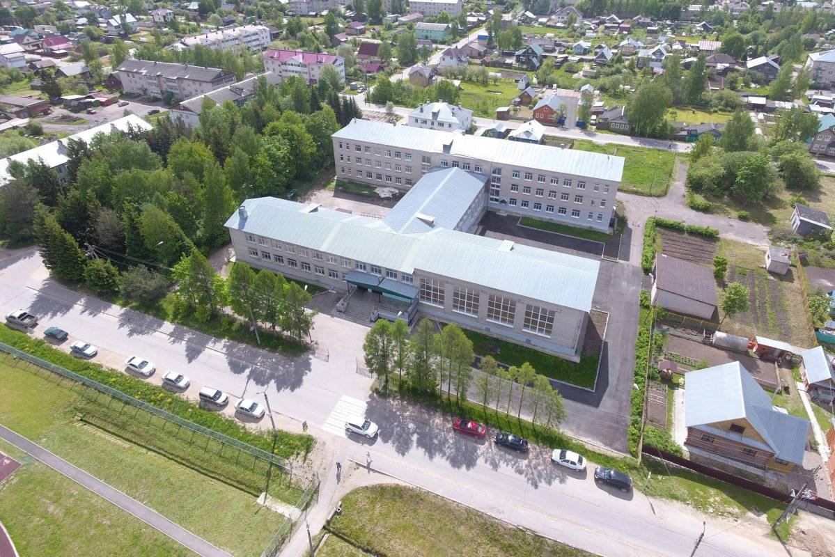 Более 90 млн рублей направят на улучшение условий образования в Кирилловской средней школы