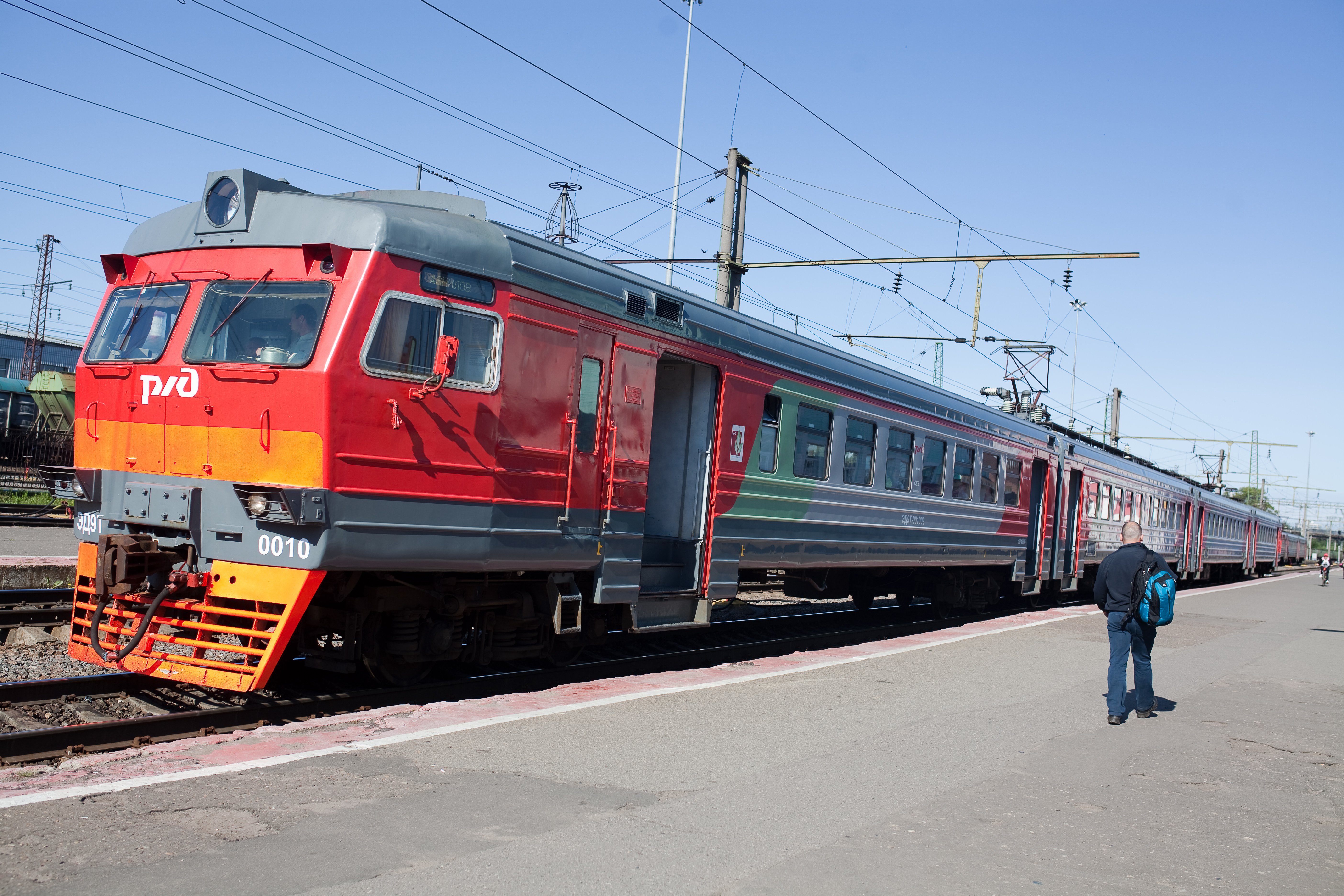 С 20 апреля начнут курсировать пригородные поезда Вологда – Данилов