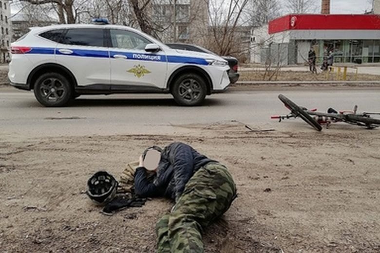 В Вологодской области автомобиль ДПС во время преследования сбил велосипедиста