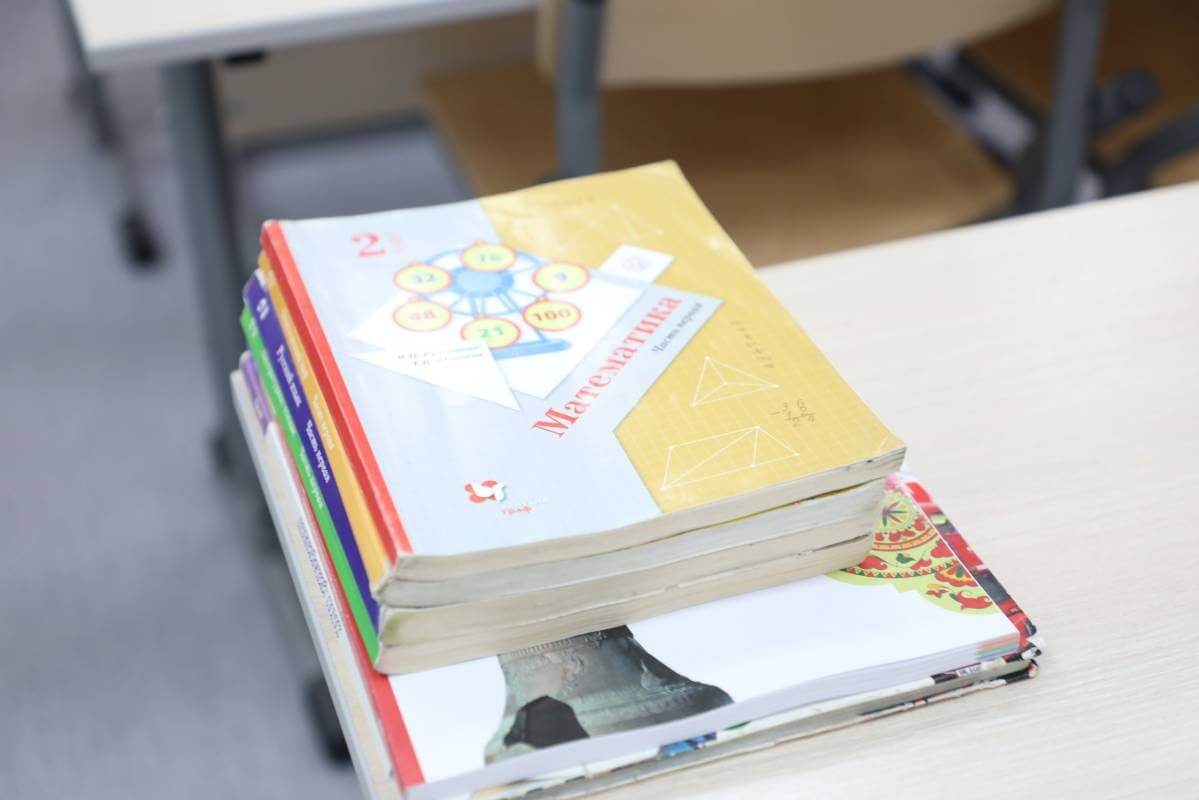 Вологодчина закупит учебники для образовательных учреждений Алчевска