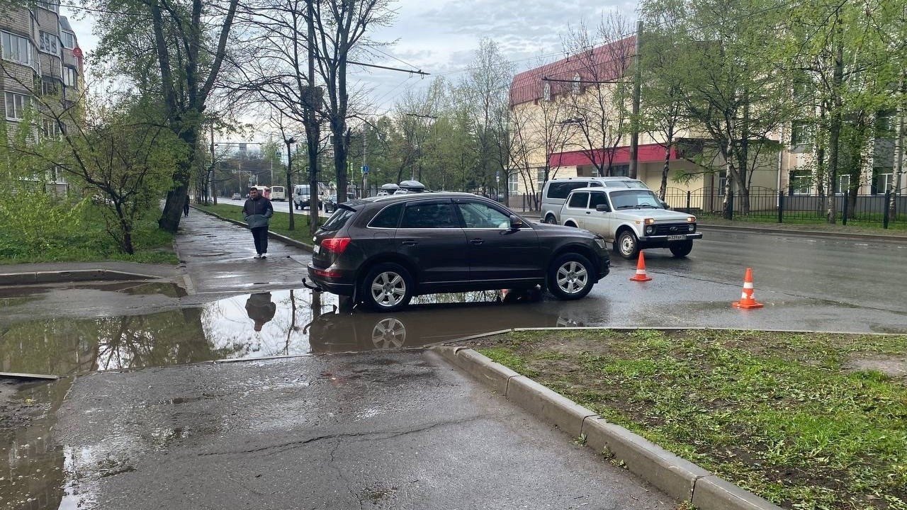 Водитель иномарки сбил упавшего на дорогу пешехода » Онлайн Вологда - о  том, чем живет Вологда