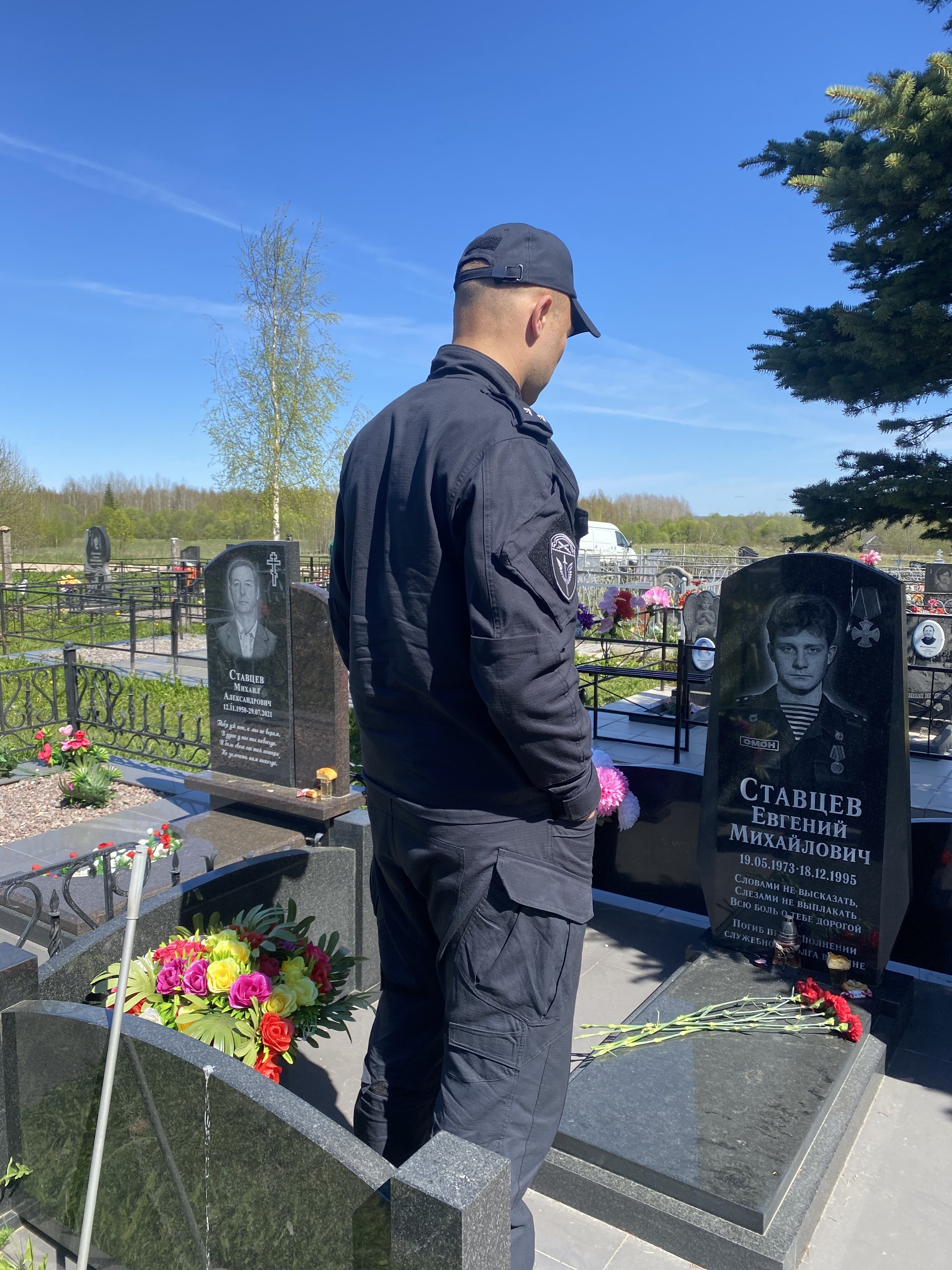 Вологодские росгвардейцы почтили память сослуживца, погибшего в Чечне