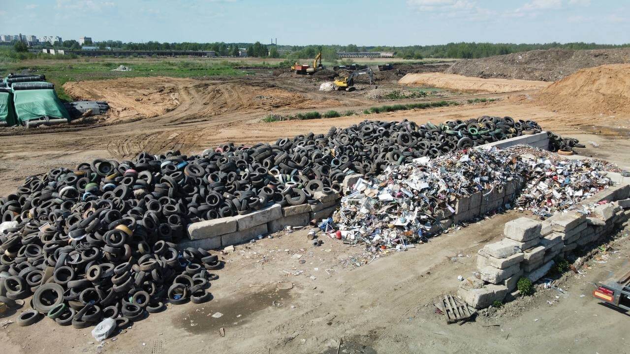 Служба городского хозяйства Вологды убрала более 150 тонн старой резины »  Онлайн Вологда - о том, чем живет Вологда