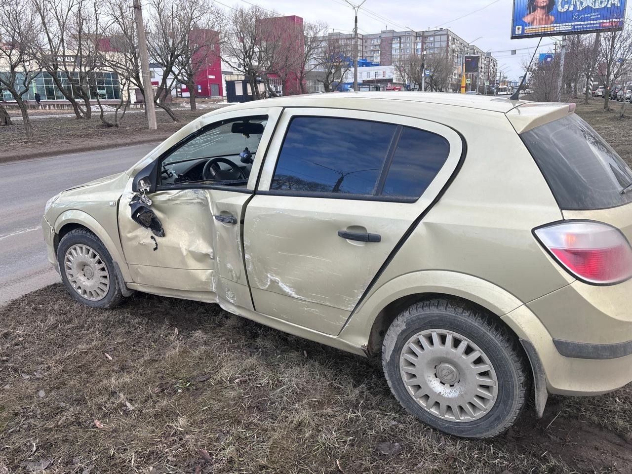 В Череповце произошло второе за день ДТП с участием легкового автомобиля и автобуса