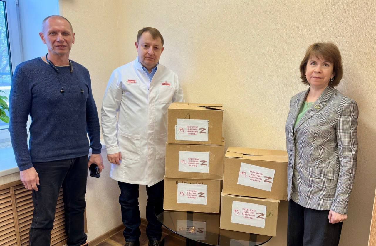 Сотрудники областной больницы собрали «Подарок солдату» к 23 Февраля